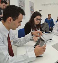 Първата смарт стая в Пловдив заработи в Математическата