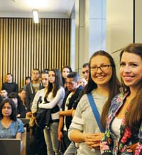 Посланици на знанието