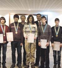 ЕК ни отговаря до март