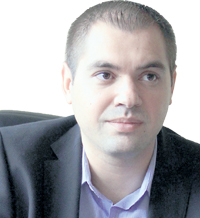 Трябва да пазим корените си, но да сменяме листата