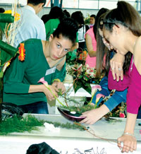 350 мерят сили в 12 конкурса