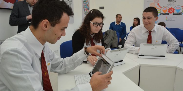 Как го правят математиците