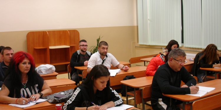 Втори шанс за ученолюбивите