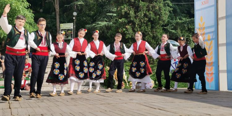 Срещи с дарования