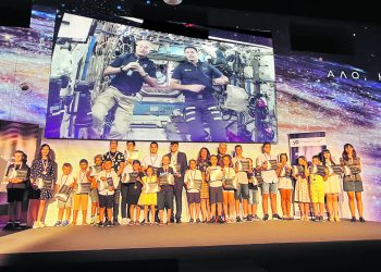 Снасят ли кокошките яйца в Космоса