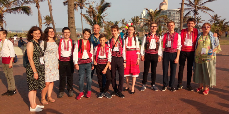 Талантът  се гради в екип