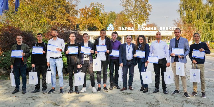 Още 11 студенти стипендианти на АЕЦ „Козлодуй“