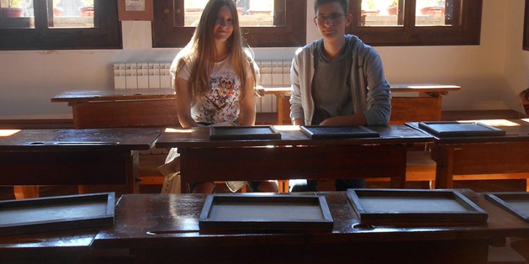 Как се раждат фамилните имена