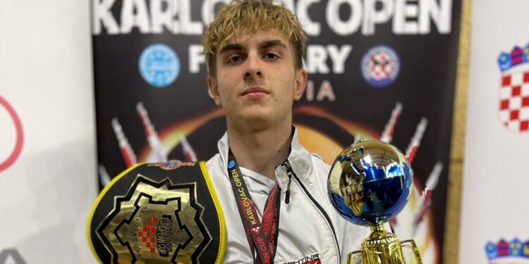 2 златни медала от европейското по кикбокс