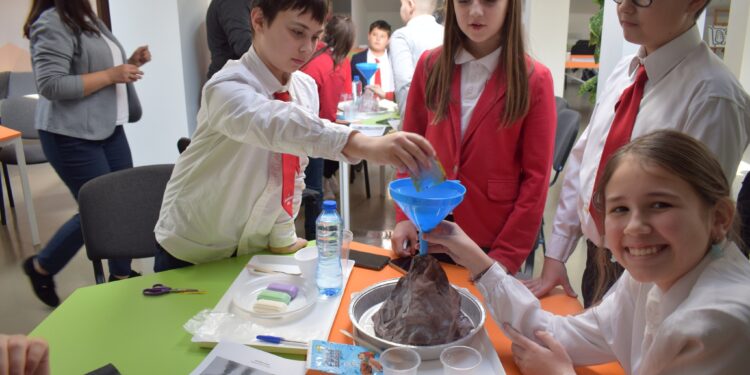 Желаното школо