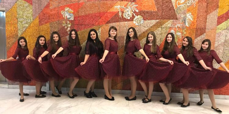 „Шоколадчетата“  на Росица Кръстева