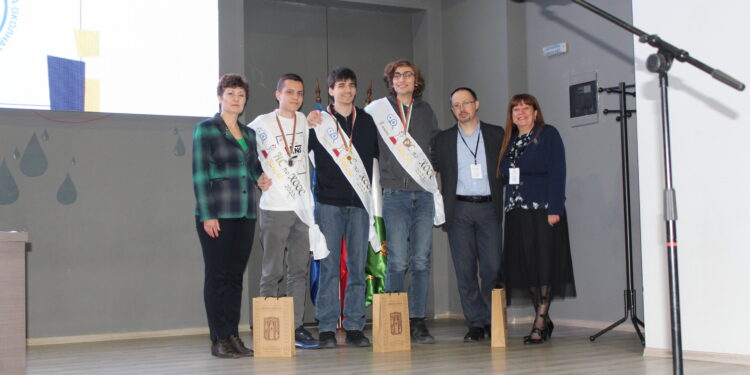 13 пълни шестици по химия