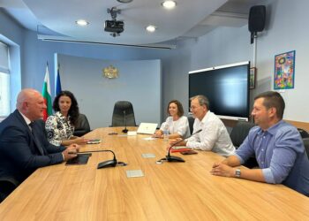 България е лидер в региона по технологични решения в образованието