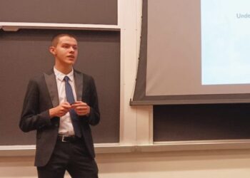 Успех за наш ученик в САЩ