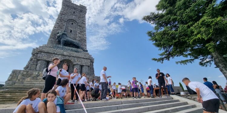 894 стъпала  към историята