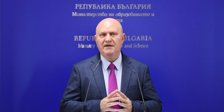 Проф. Галин Цоков, министър на образованието и науката: Чувам всички мнения в името на най-добрите решения