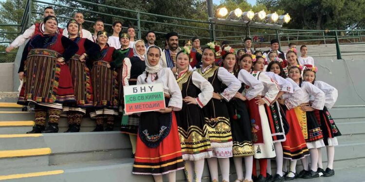 Удари звънецът и за малките ни сънародници в Атина