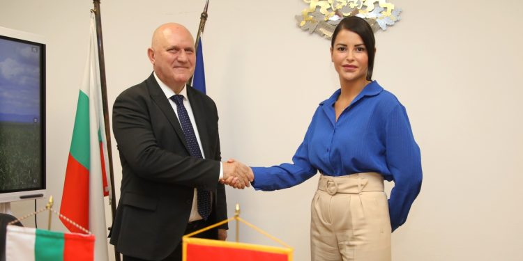 Обсъждаме академичен обмен с Черна гора