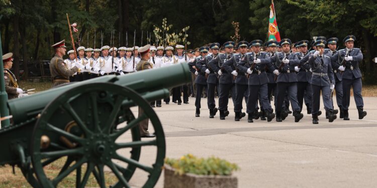 Военната академия откри учебната година