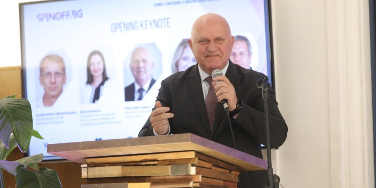 Подкрепа от идеята до внедряването