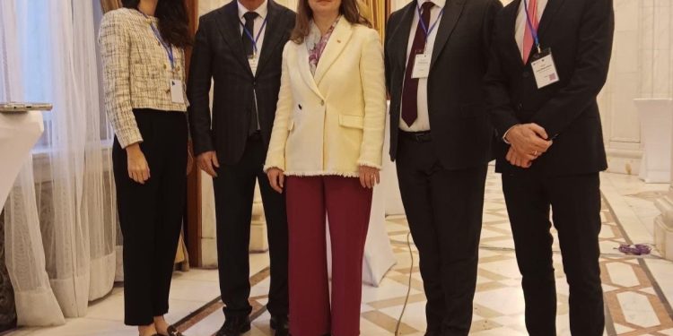 Експерти на ОИСР идват през февруари