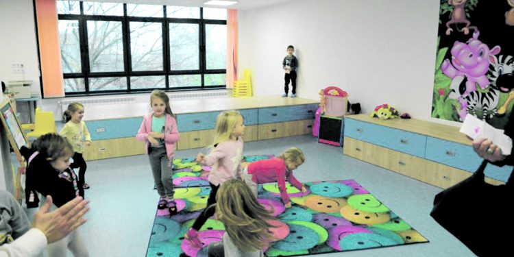 Снимка на деца от ДГ „Иглика“