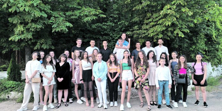 Преходът от IV към V клас е най-труден