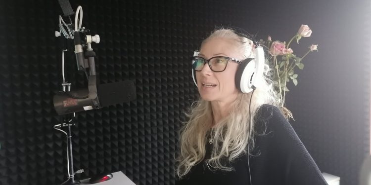 Радиоводещата Калина Стефанова: Радиото е магия
