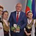 Деца и ученици с пъстър великденски базар в МОН