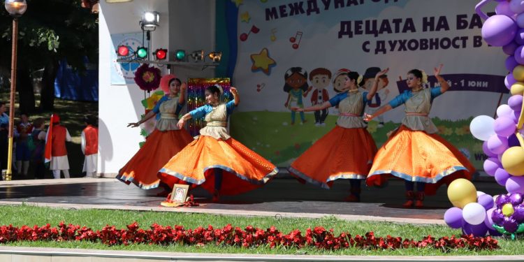 Зам.-министър Емилия Лазарова: Духовното и ценностното полагат основите за развитие на сплотени общности