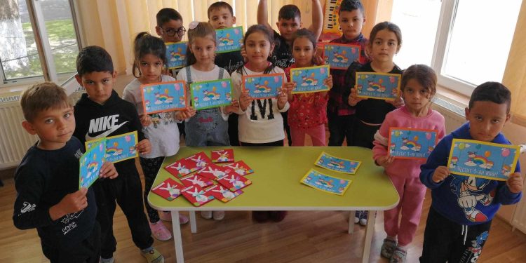 Инициативата на Виктория Петрова „Маратон на добротата“ обхвана стотици училища в страната и в чужбина