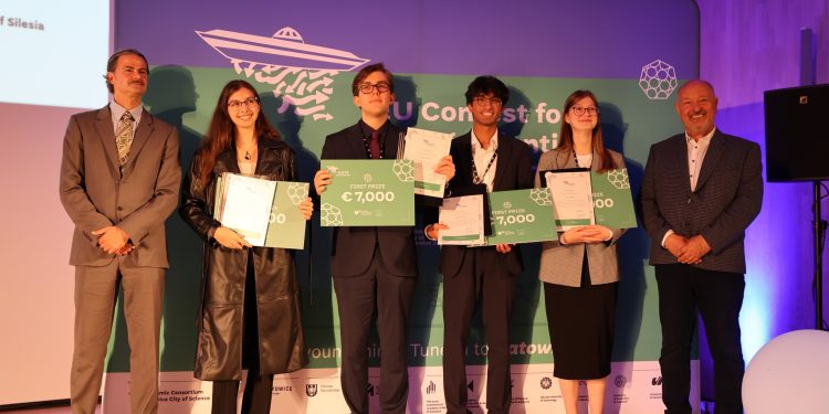 Българските ученици с четири награди от Европейския конкурс за млади учени