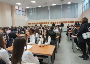 30 отбора в ученическото състезание „Звезди на знанието“ в Русенския университет