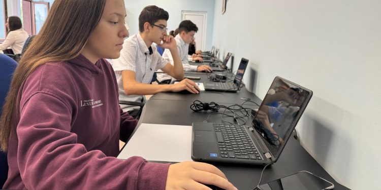 Деветокласниците са се справили най-добре по биология на теста за проверка на уменията по природни науки