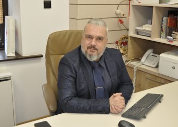 Зам.-кметът на Бургас Михаил Ненов разказва за проектите и иновациите на морската община в образователната сфера