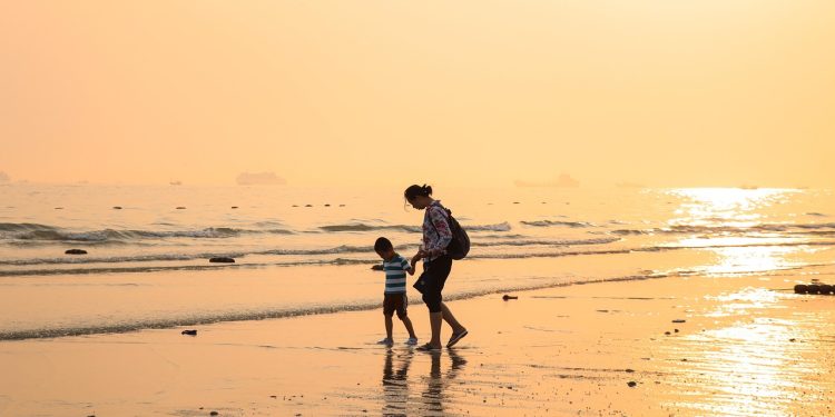 Какво трябва да знаем за отпуска при две и повече деца