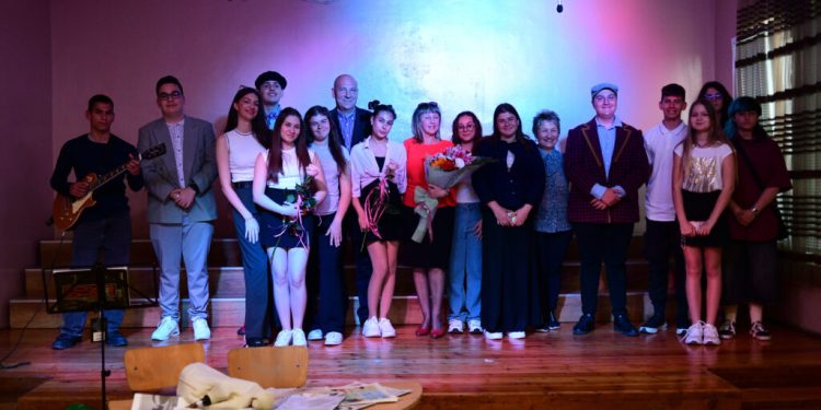 Млади журналисти от СУ „Иван Вазов“ в Поморие по Вазовите пътеки