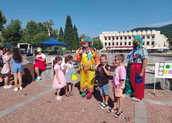 Лято с мисия в Дупница