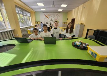 Видинското училище „Любен Каравелов“ откри нови кабинети по роботика