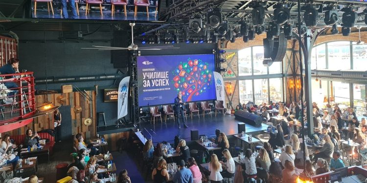 „Училище за успех“ търси нови посоки за образование