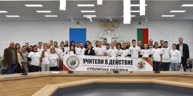 Педагозите от 35. СЕУ печелят първото градско състезание „Учители в действие“