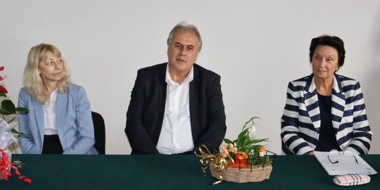 Зам.-министър Лазарова участва в международна научна конференция във Великотърновския университет