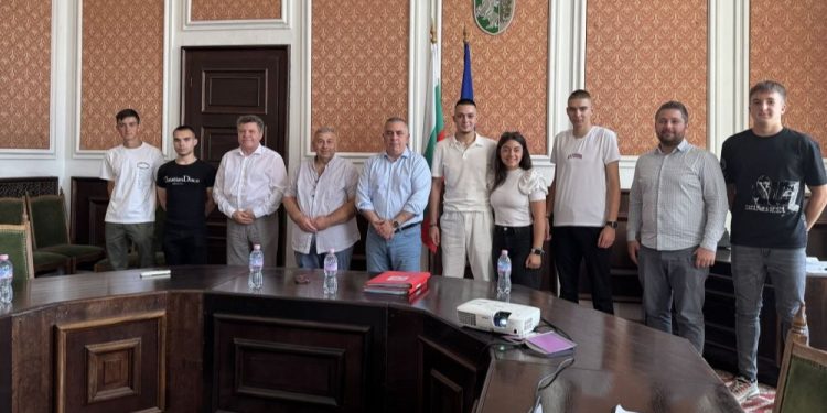 По стъпките на Уста Кольо Фичето