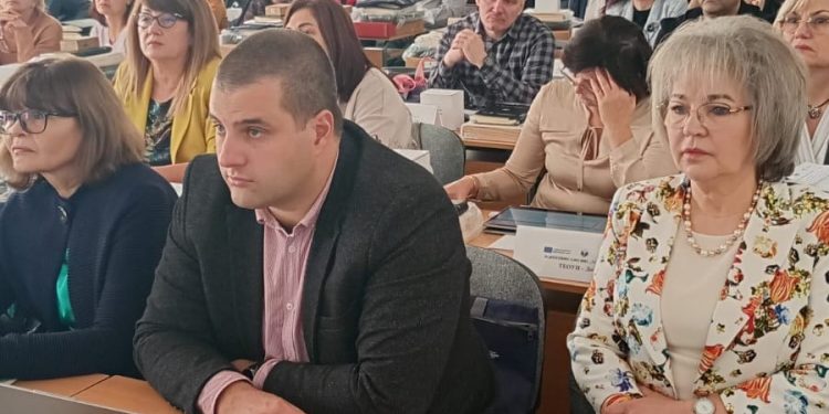 Повече от 9000 ученици със специални образователни потребности, в риск, с хронични заболявания и с изявени дарби са получили допълнителна подкрепа от учители и специалисти в групи, финансирани по проект „Успех за теб“