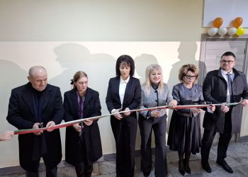 СУ „Васил Левски“ в Гълъбово с нов STEM център и параклис