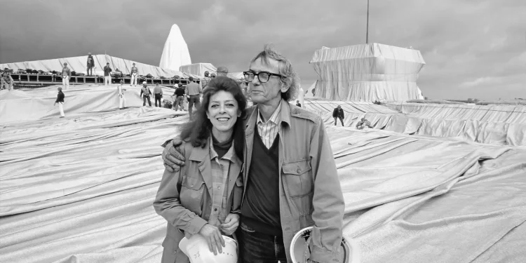 Срещи с изкуството на Кристо и Жан-Клод в София