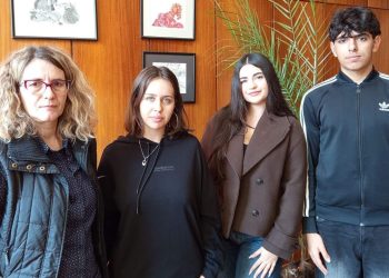 Ученици медиатори помагат при конфликти, които са част от нов център, открит в Професионалната техническа гимназия във Варна