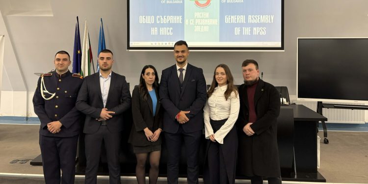 Ангел Стойков е преизбран за председател на Националното представителство на студентските съвети