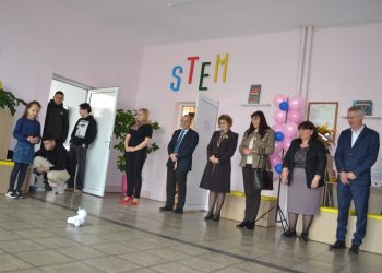 Гимназията в Белене с нови STEM кабинети